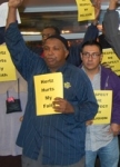 hertz%20protest1-thumb-150x206.jpg